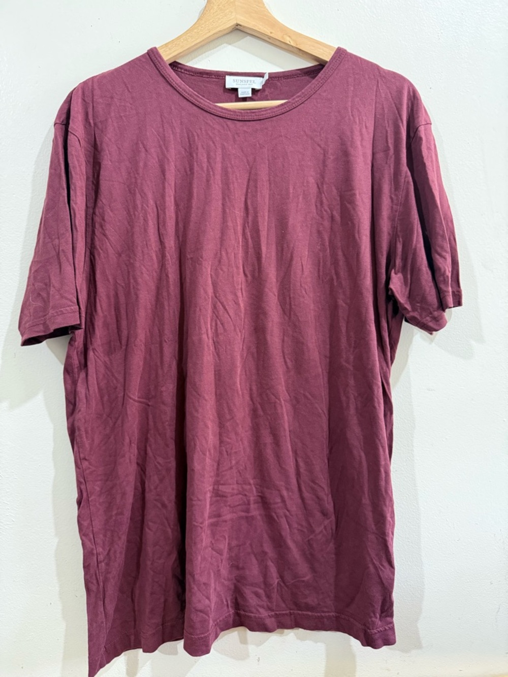 Sunspel Short Sleeve Crew T-Shirt in Wine